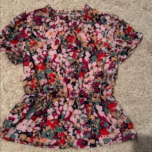 Like New J. Crew Ruffle-neck blouse in floral print chiffon - XS